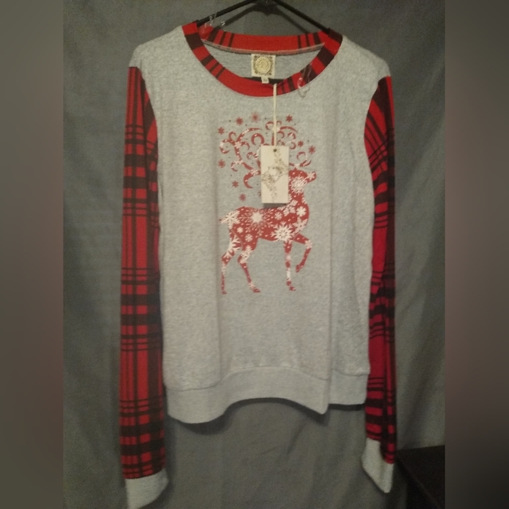 Brand new Tru self reindeer women's large Christmas shirt